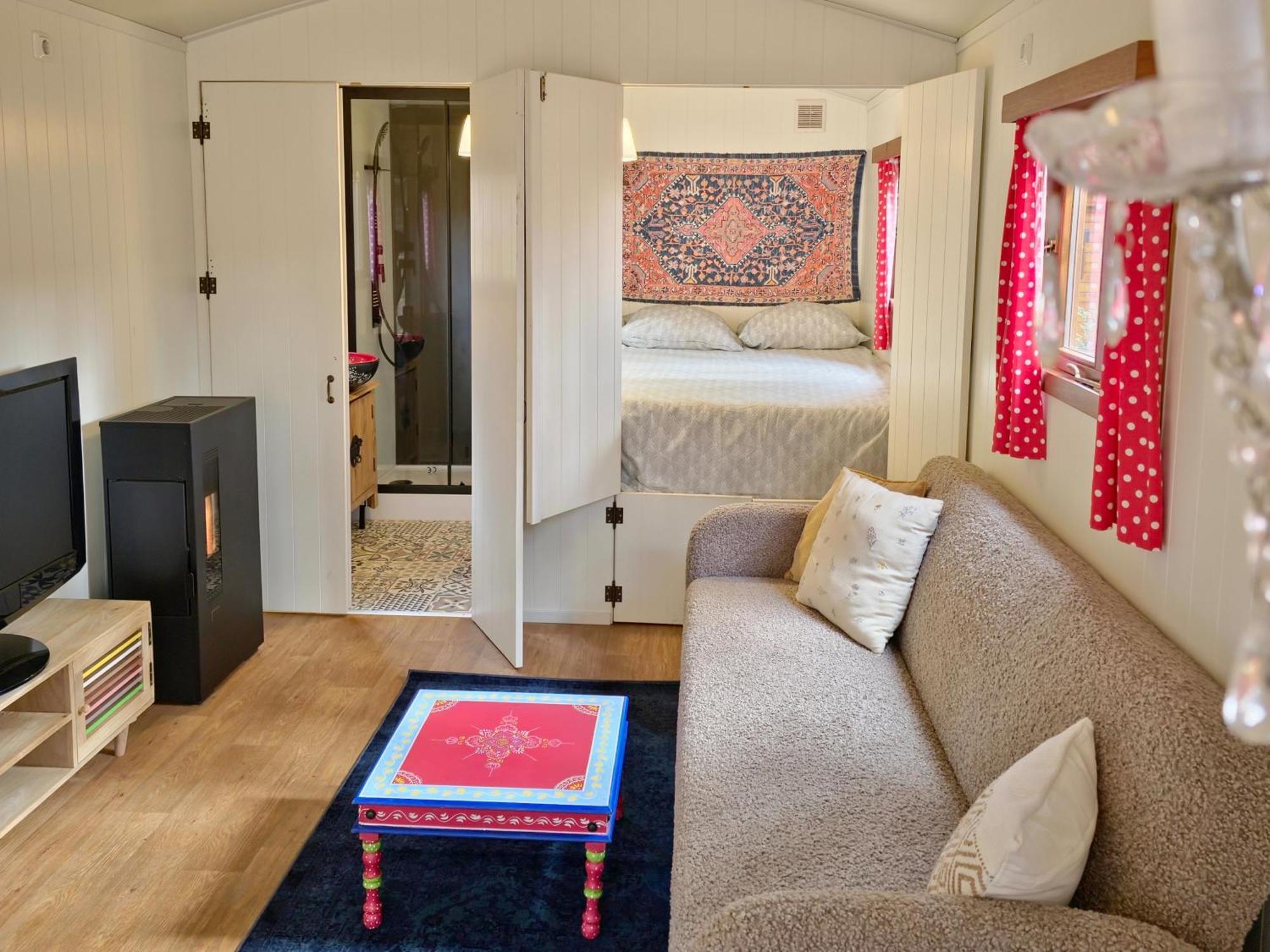 Pipowagen Met Prive Hot Tub Villa Lanaken Kültér fotó