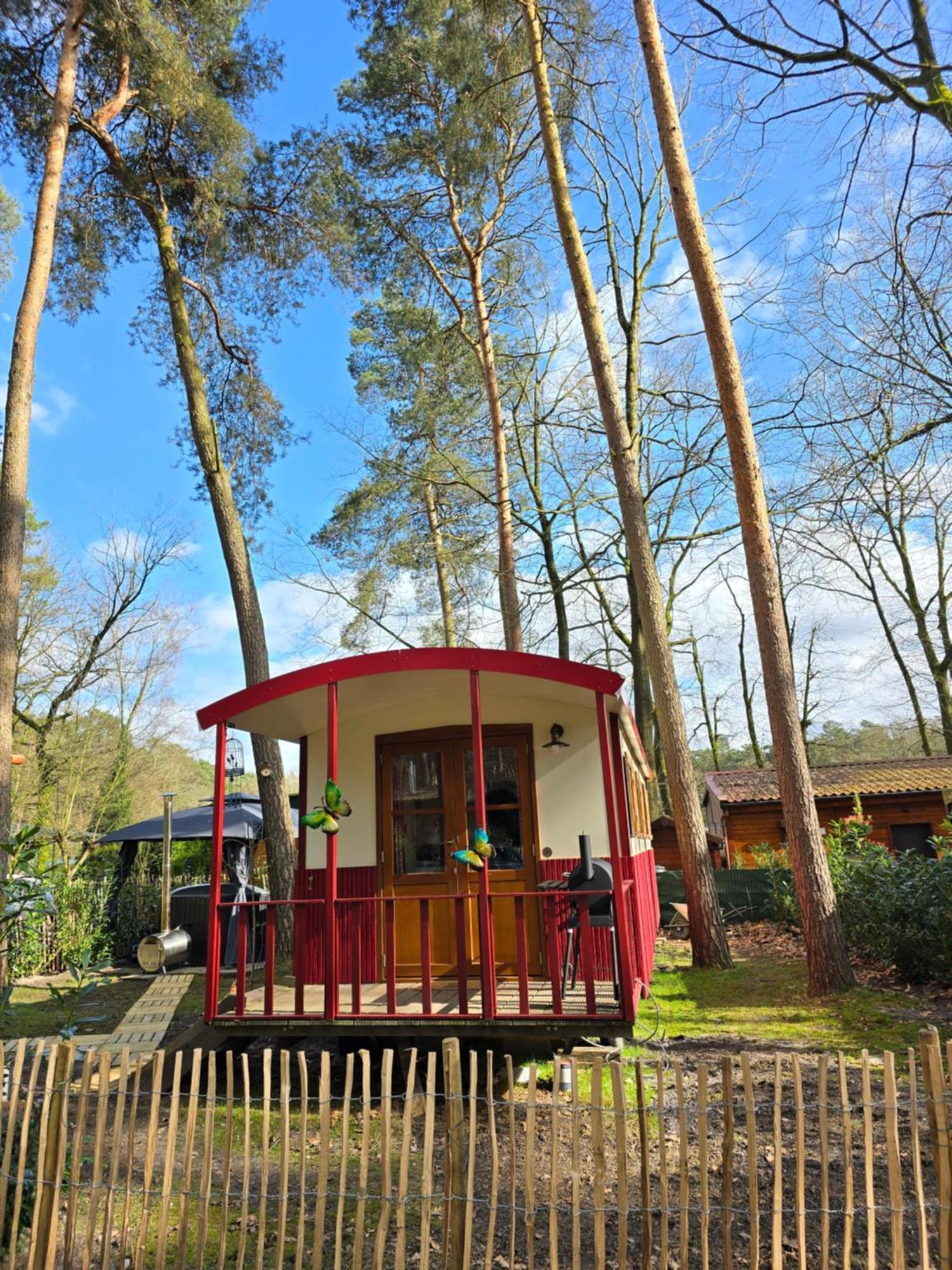 Pipowagen Met Prive Hot Tub Villa Lanaken Kültér fotó