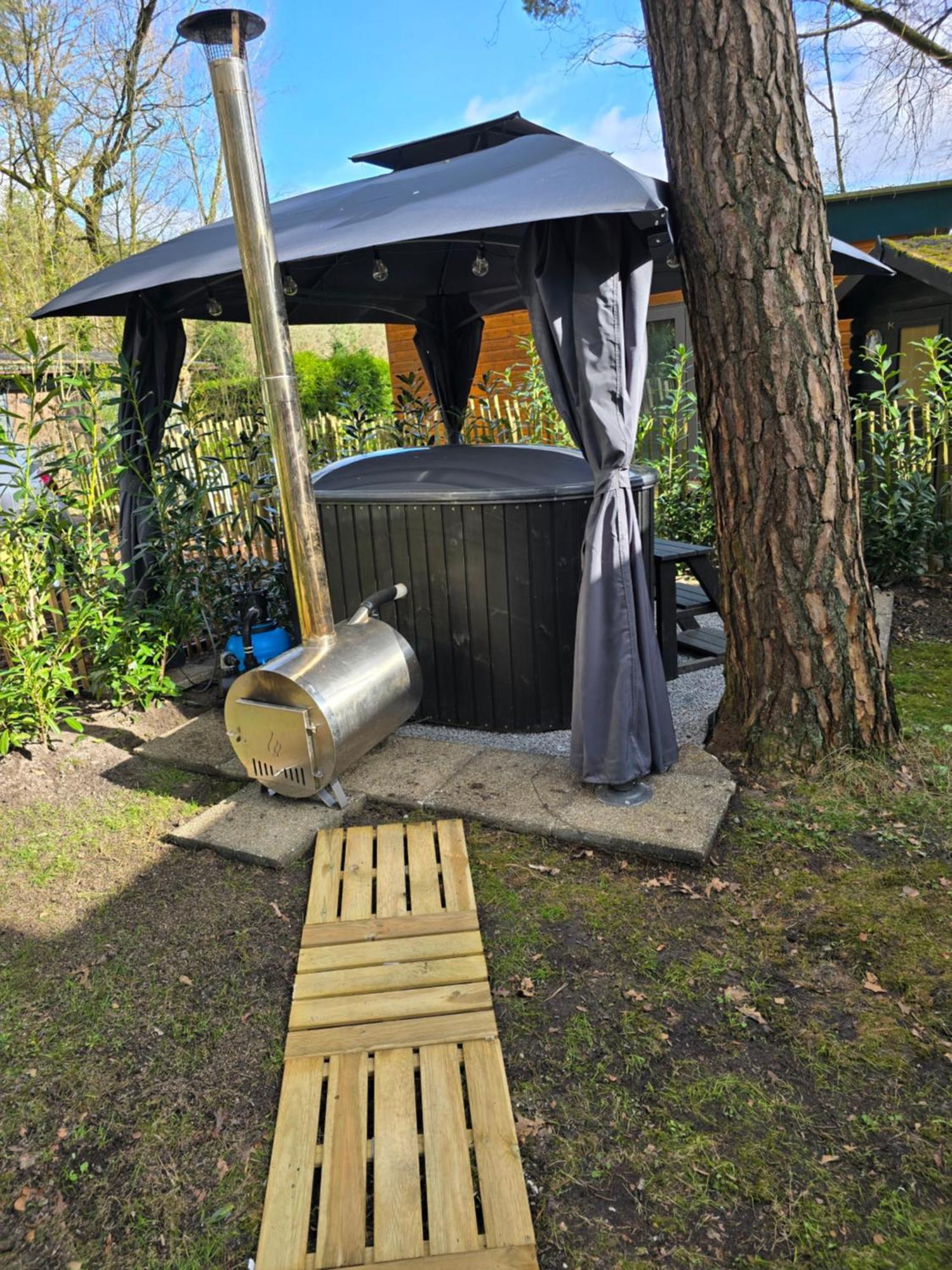 Pipowagen Met Prive Hot Tub Villa Lanaken Kültér fotó